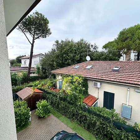 Villino Lavinia Marina di Pietrasanta