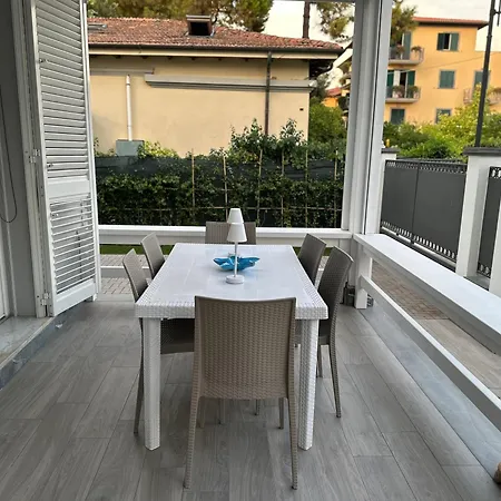 Villino Lavinia * Marina di Pietrasanta